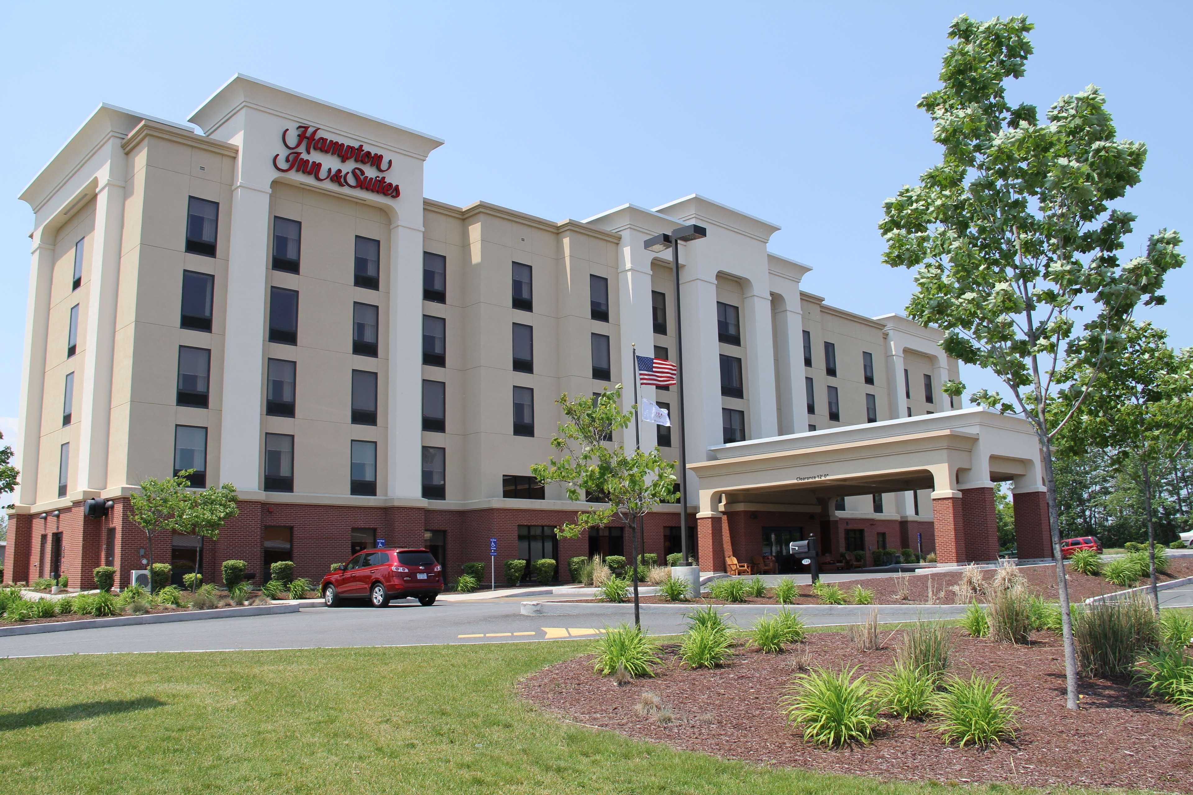 Hampton Inn & Suites Plattsburgh Zewnętrze zdjęcie