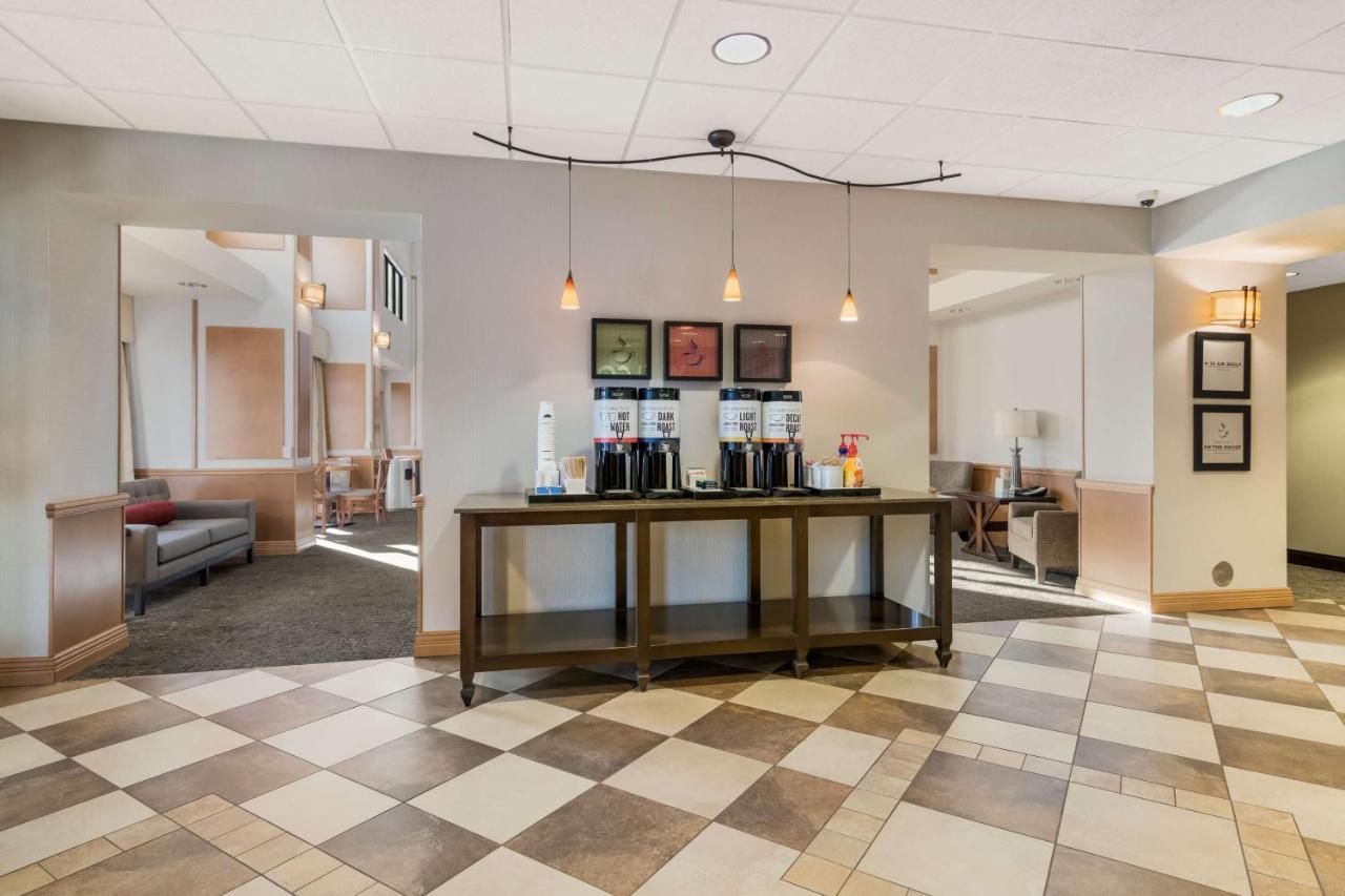 Hampton Inn & Suites Plattsburgh Zewnętrze zdjęcie
