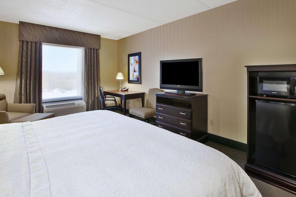 Hampton Inn & Suites Plattsburgh Zewnętrze zdjęcie