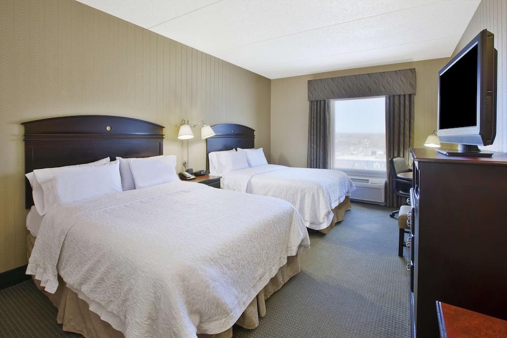 Hampton Inn & Suites Plattsburgh Zewnętrze zdjęcie