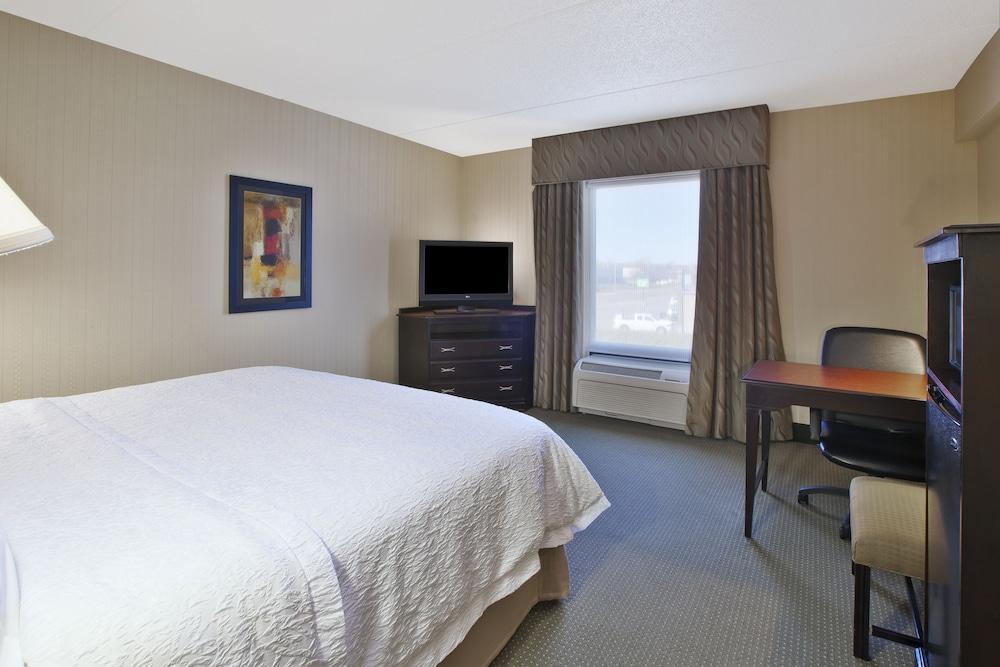 Hampton Inn & Suites Plattsburgh Zewnętrze zdjęcie