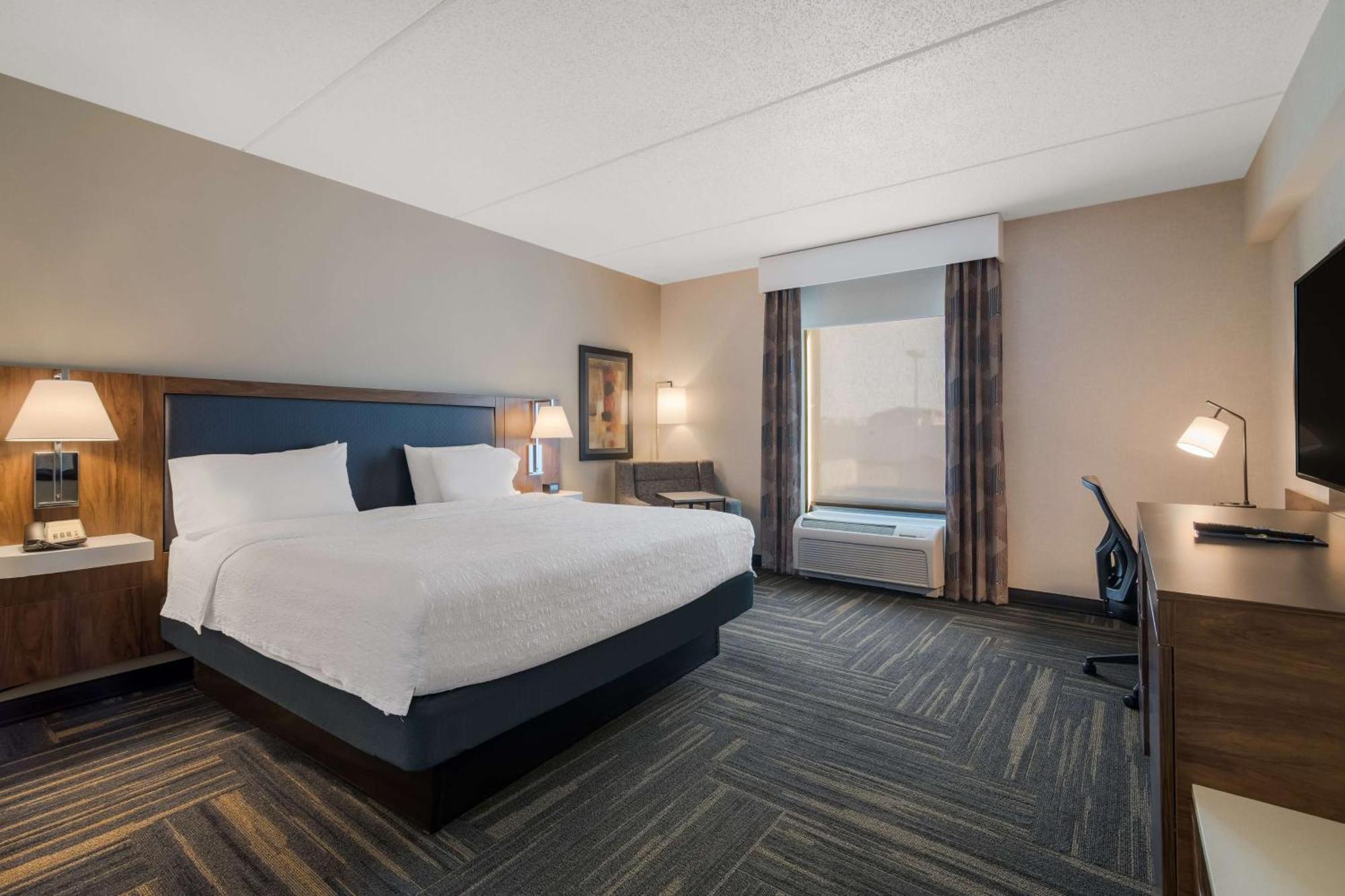 Hampton Inn & Suites Plattsburgh Zewnętrze zdjęcie
