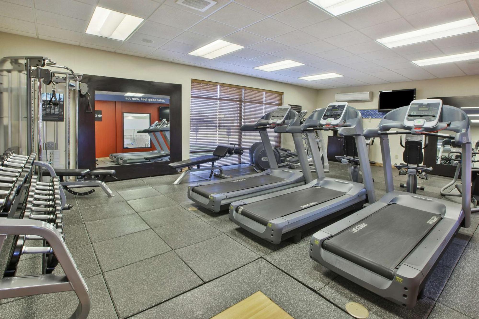Hampton Inn & Suites Plattsburgh Zewnętrze zdjęcie