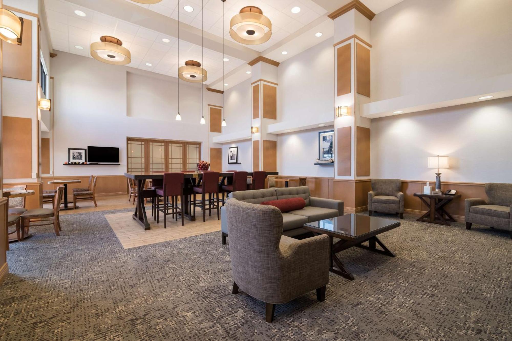Hampton Inn & Suites Plattsburgh Zewnętrze zdjęcie
